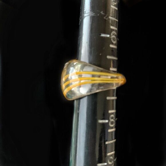 Vintage Murano glass clear dome ring with Yellow stripe new old stock size 7 - Picture 3 of 4